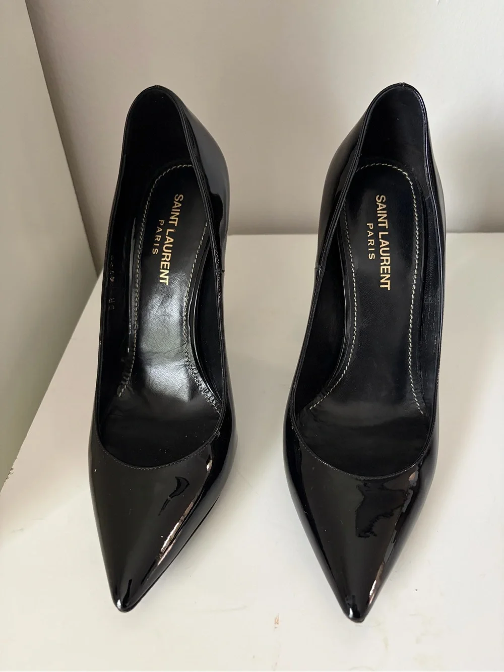 YSL Saint Laurent Opyum Patent Black Logo Heel Pumps - Picture 4 of 5